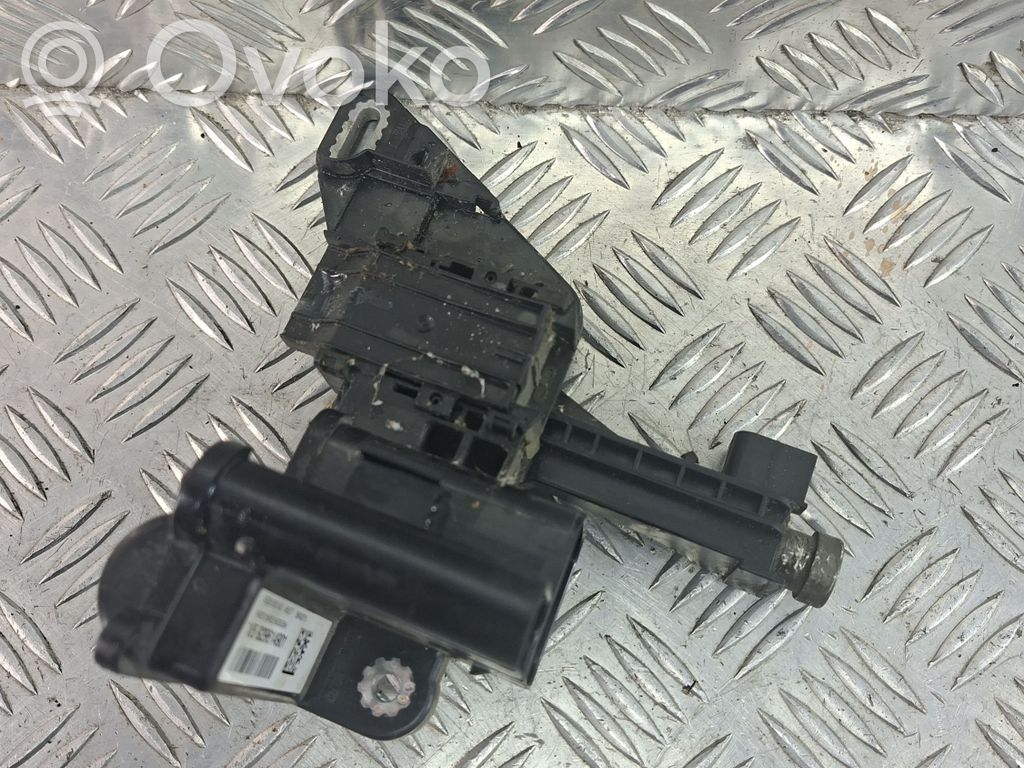 BMW 3 F30 F35 F31 Przekaźnik sterujący prądem 