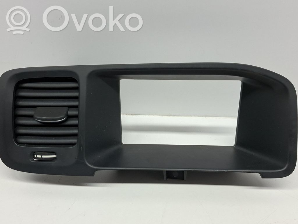 Volvo V60 Dysze / Kratki środkowego nawiewu deski rozdzielczej 