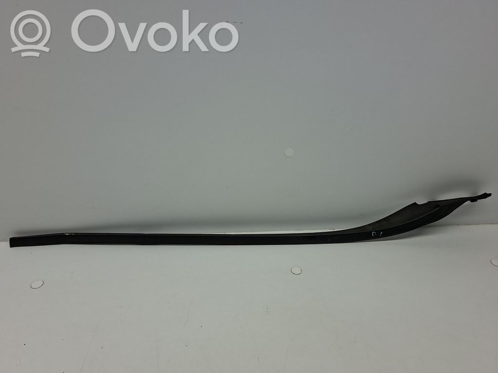 Volvo V60 Windshield trim 