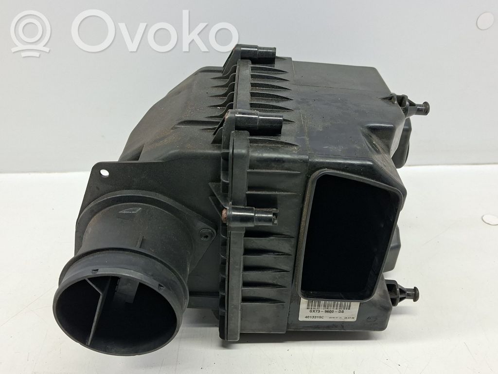 Jaguar XE Obudowa filtra powietrza 