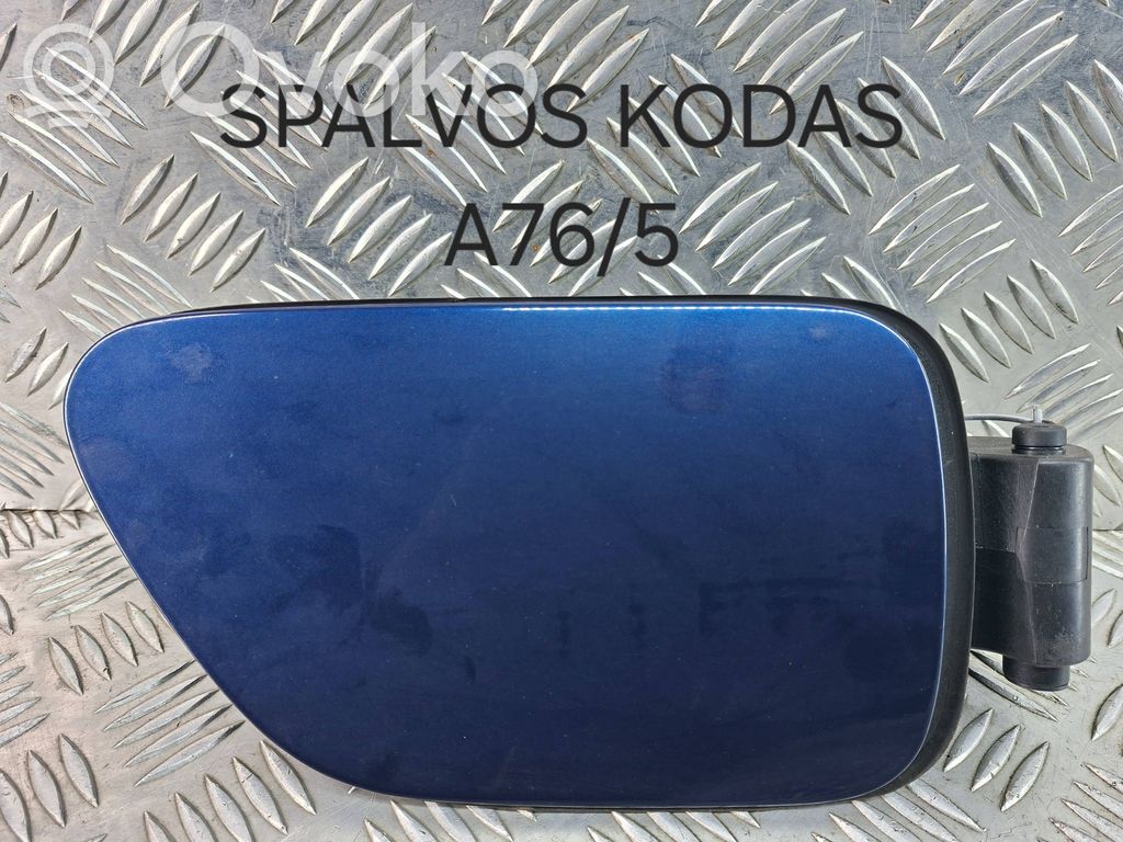 Polttoainesäiliön korkki   7009382