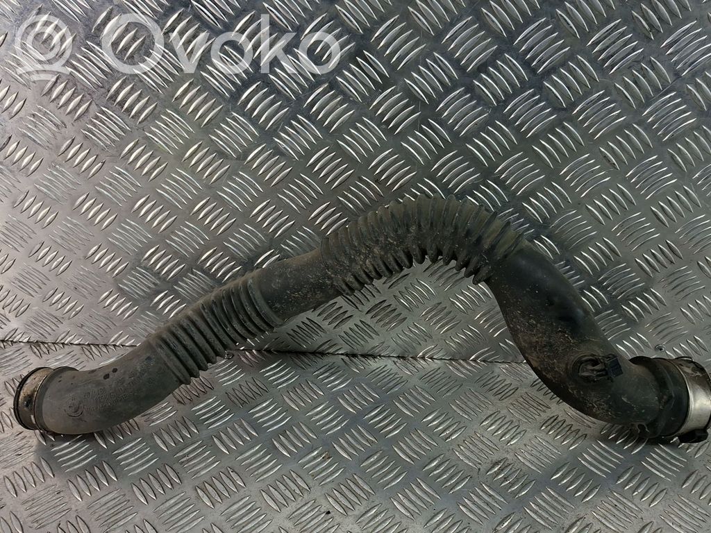 Intercooler hose/pipe   7797481