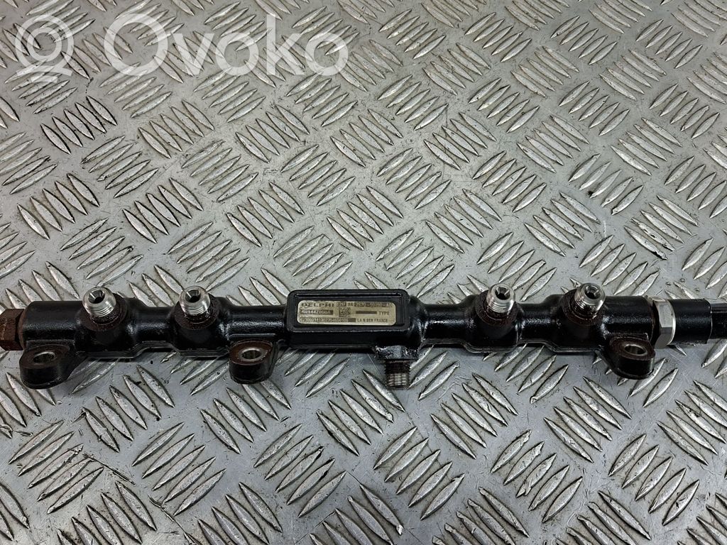 Ford Mondeo Mk III Tubo principal de alimentación del combustible 
