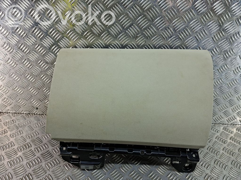 Volvo XC90 Daiktadėžės (bordačioko) komplektas 
