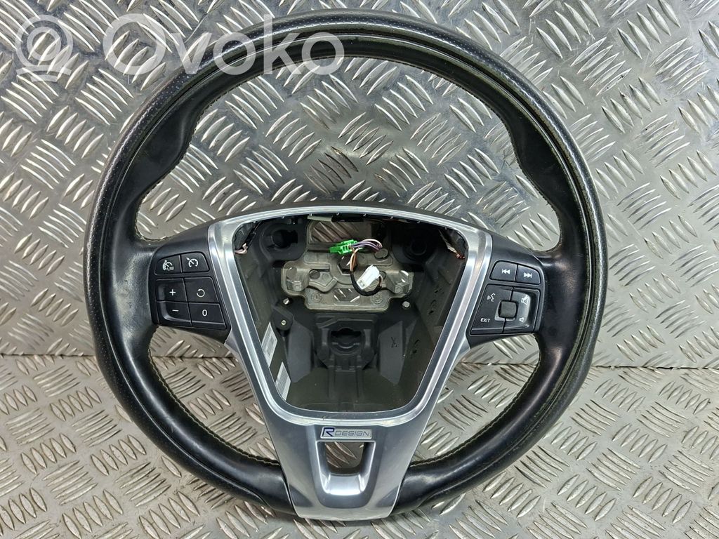 Volvo V40 Ohjauspyörä 