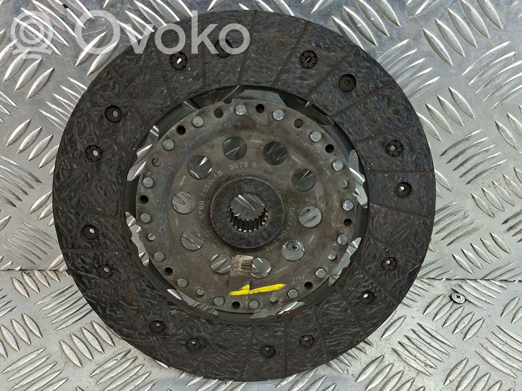 Volvo V60 Sankabos diskas 