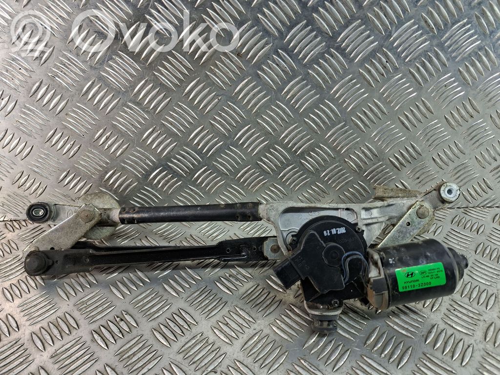 Hyundai i40 Wischergestänge Wischermotor vorne 