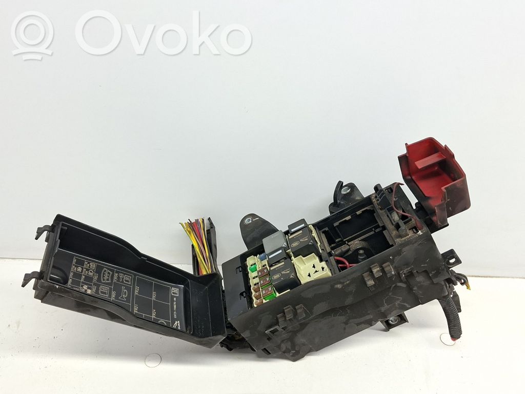 Jaguar XE Fuse module 