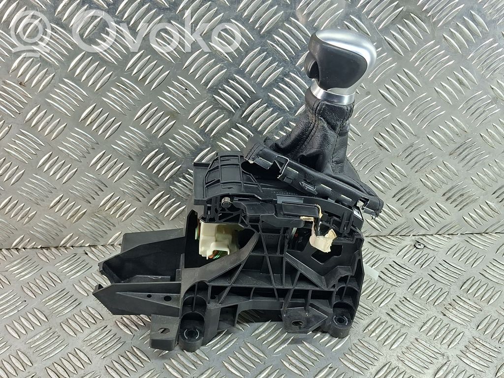 Toyota C-HR I Selector caja de cambios 