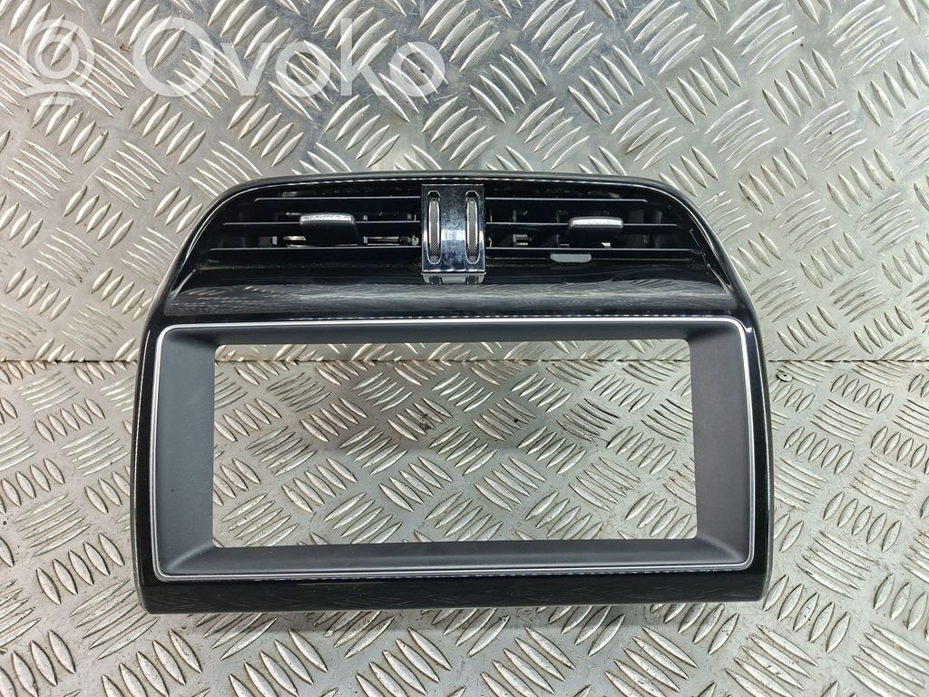 Jaguar XE Dysze / Kratki środkowego nawiewu deski rozdzielczej 