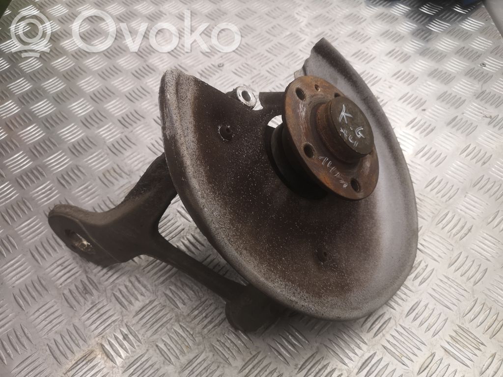 Audi A4 S4 B8 8K Zwrotnica koła tylnego 