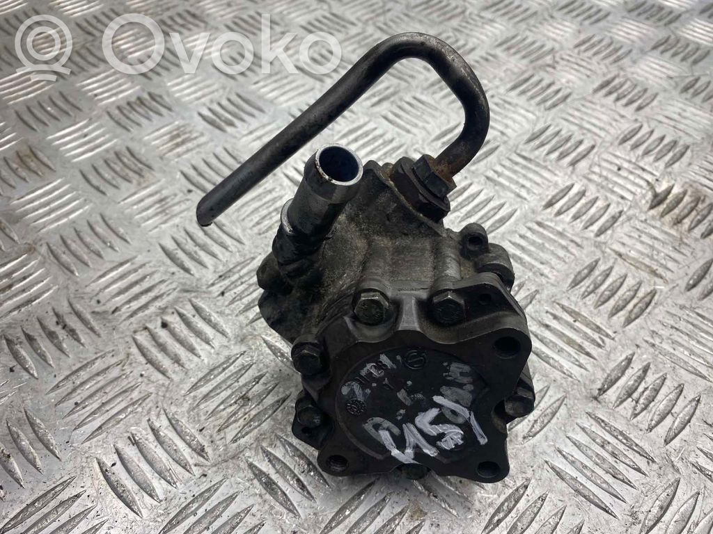 Audi A5 8T 8F Ohjaustehostimen pumppu 