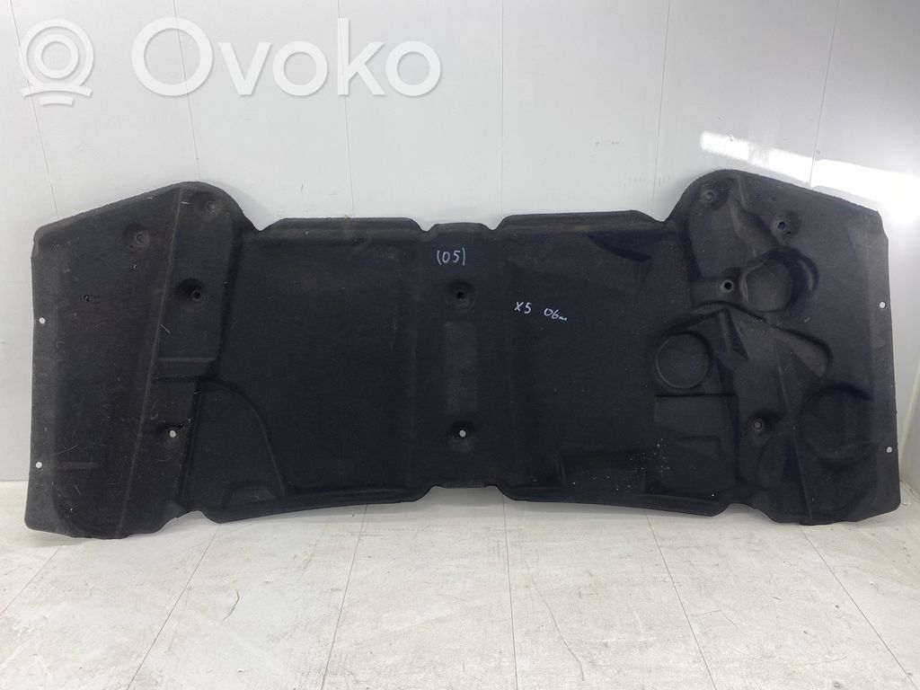 BMW X5 E70 Izolacja termiczna / wygłuszenie pokrywy / maski silnika 