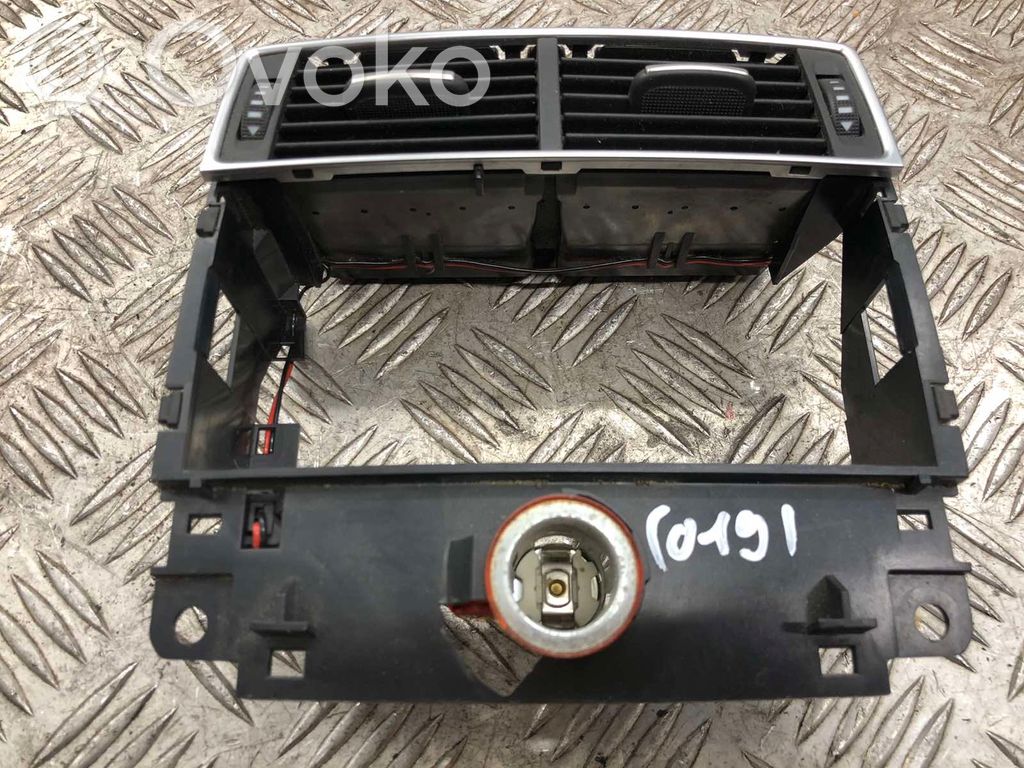 Rejilla de ventilación trasera   4E0819203,4E0819203B