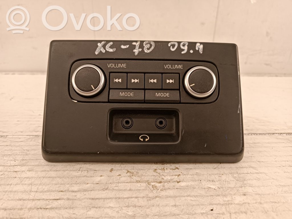 Volvo V70 Head unit multimedia control 