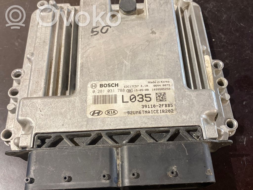Hyundai i20 (PB PBT) Engine control unit/module 