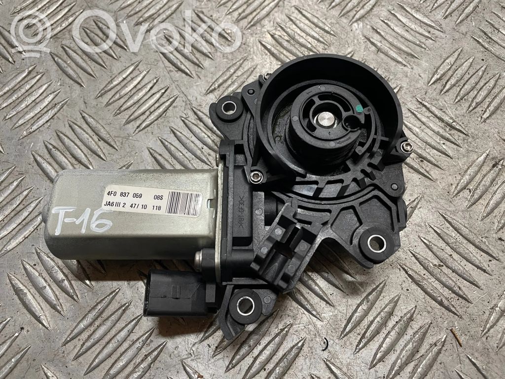 Audi A8 S8 D4 4H Silniczek dociągania drzwi przednich 