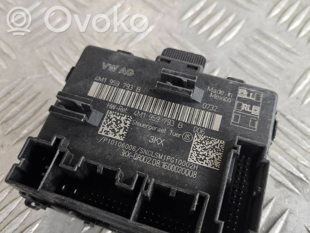 Audi Q7 4M Door control unit/module 