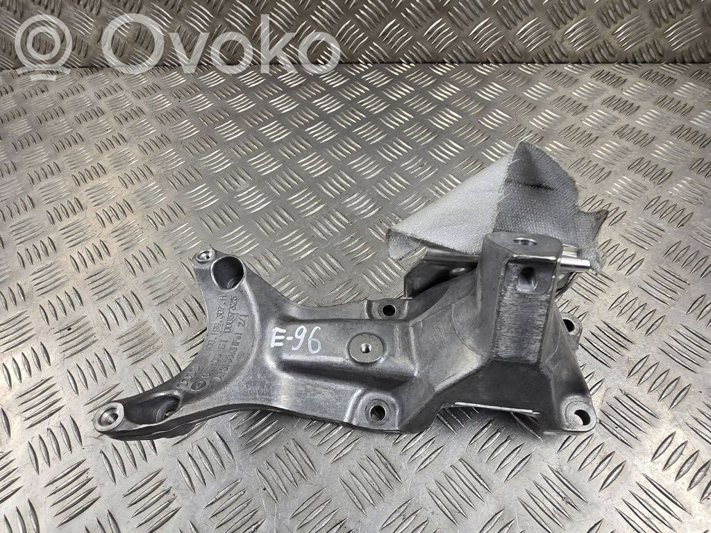 Audi A6 S6 C7 4G Engine mounting bracket 