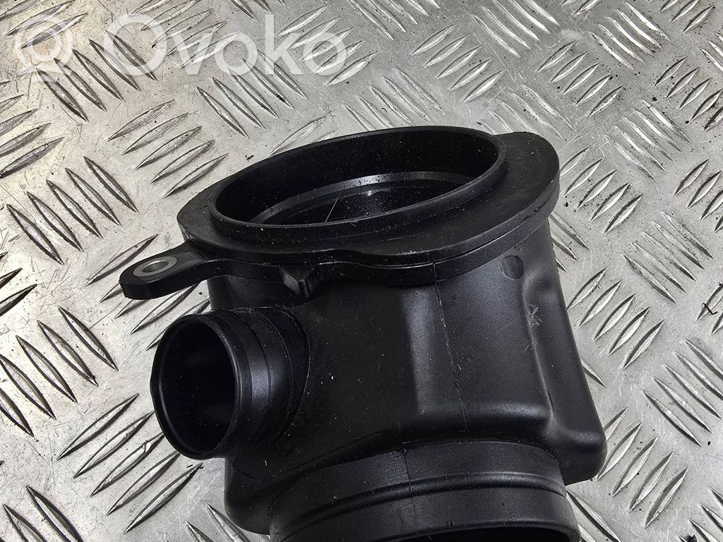 Audi Q7 4M Turbo air intake inlet pipe/hose 