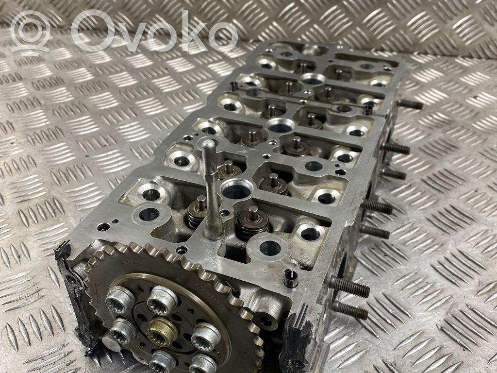 Audi Q8 Engine head 