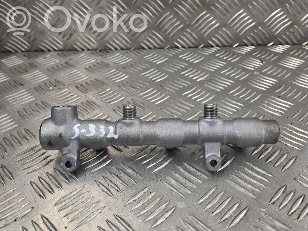 Volkswagen Touareg III Fuel main line pipe 
