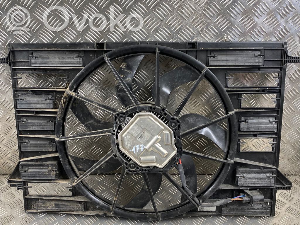 Audi A4 S4 B9 Elektrinis radiatorių ventiliatorius 