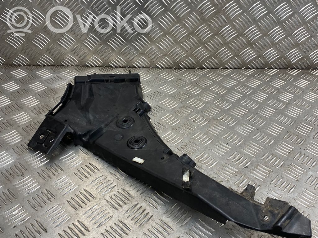 Audi Q7 4L Priekšpusē bampera turētājs 