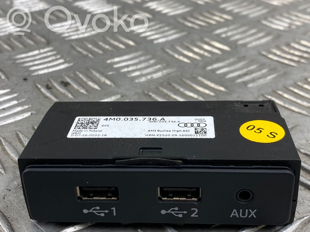 Audi Q7 4M Enchufe conector USB 