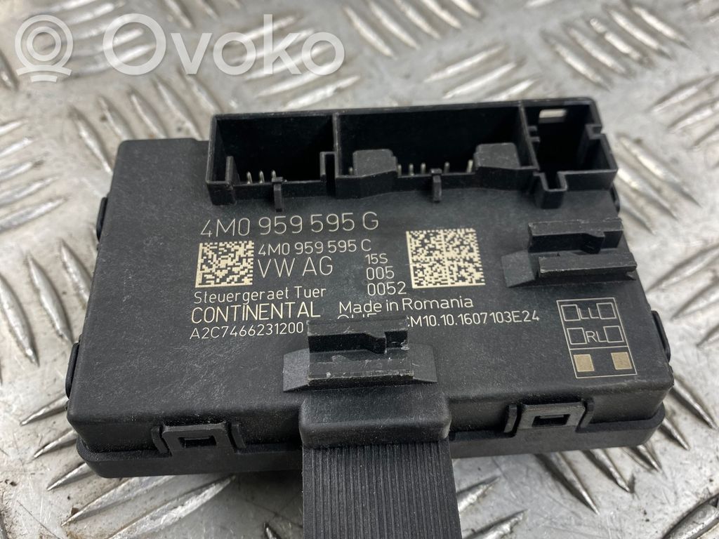 Audi Q7 4M Door control unit/module 