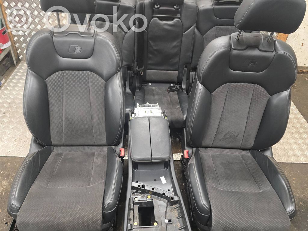 Interior set
