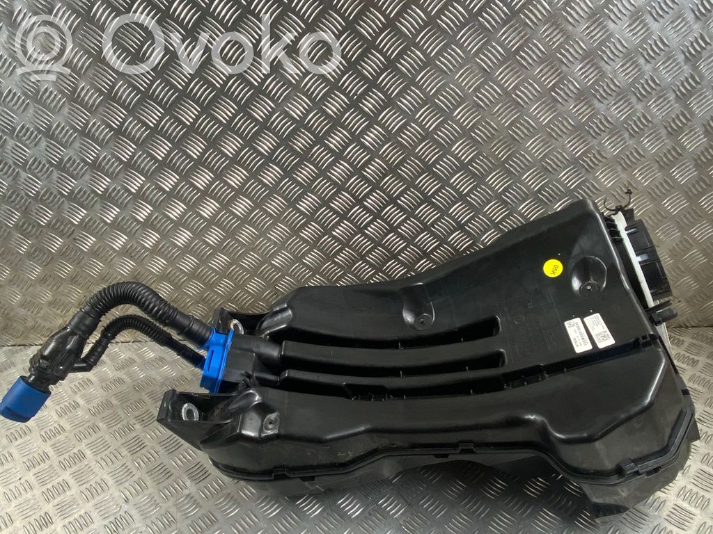 Audi Q7 4M AdBlue-nestesäiliö 
