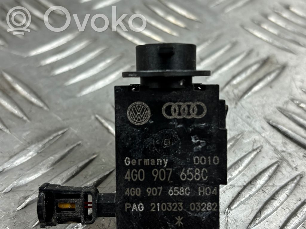 Audi Q8 Oro kokybės daviklis 