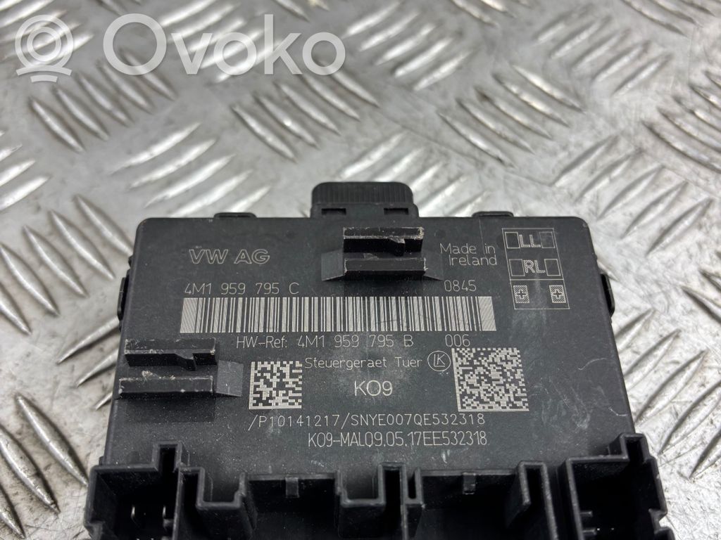 Porsche Cayenne (9Y0 9Y3) Door control unit/module 
