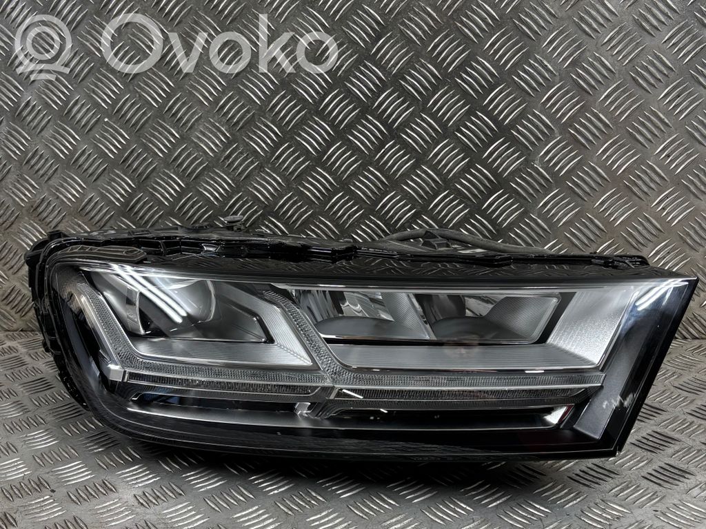 Audi Q7 4M Scheinwerfer 