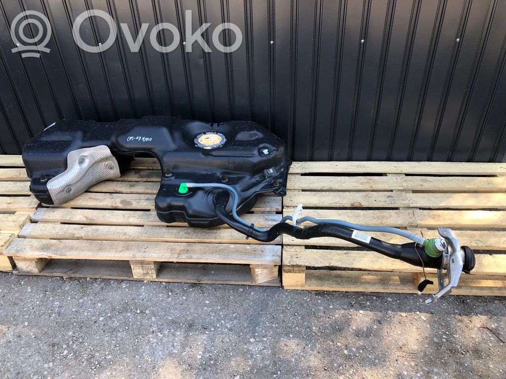 Audi Q7 4M Fuel tank 