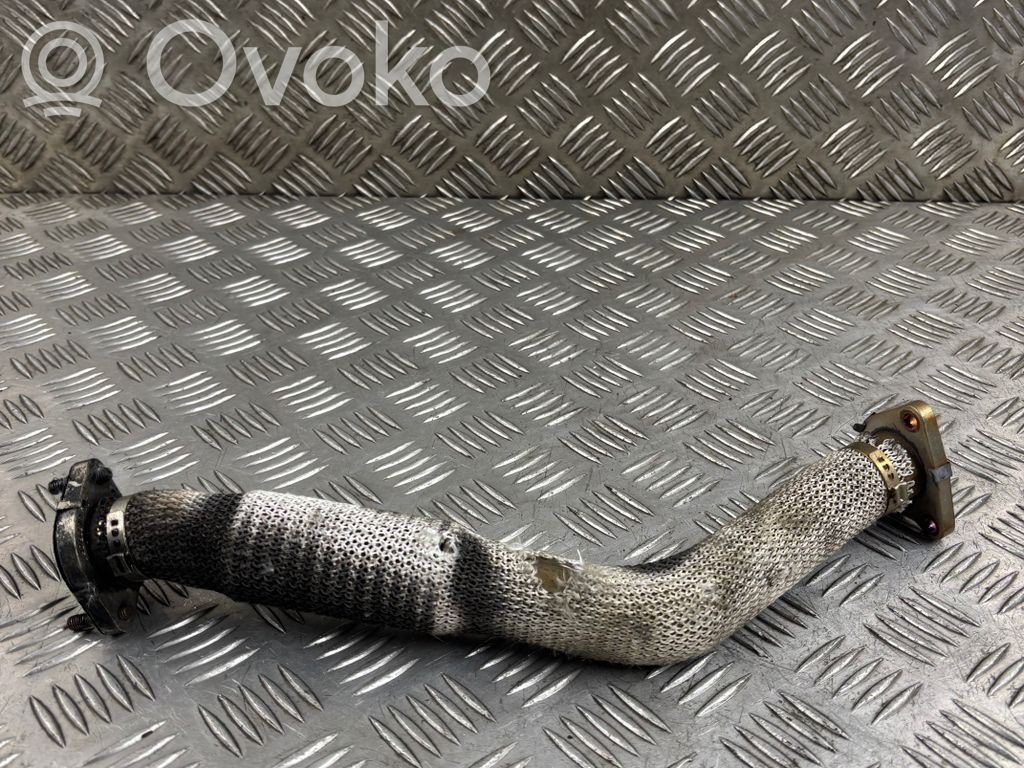 Audi A4 S4 B9 Caurulīte (-es) / šļūtene (-es) 