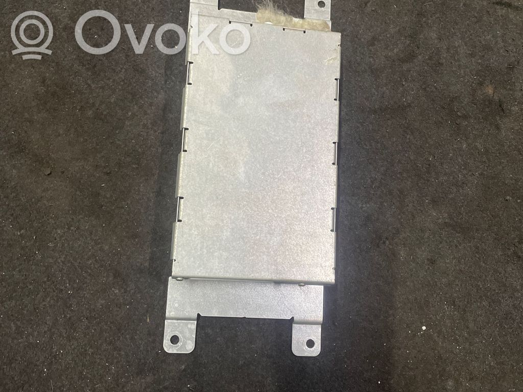 BMW 5 E60 E61 Amplificatore antenna 
