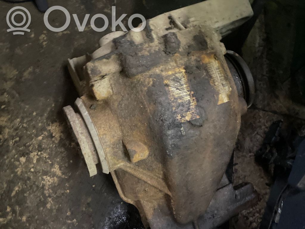 BMW 5 E60 E61 Galinis reduktorius 