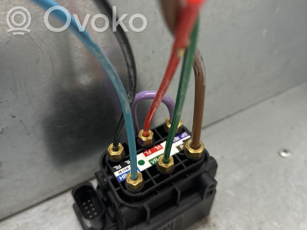 Audi A6 Allroad C7 Bloc supape suspensie pneumatică 