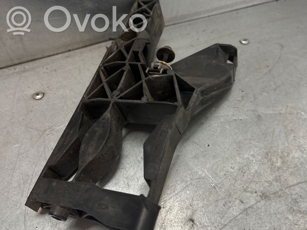 Audi A6 Allroad C7 Headlight/headlamp mounting bracket 