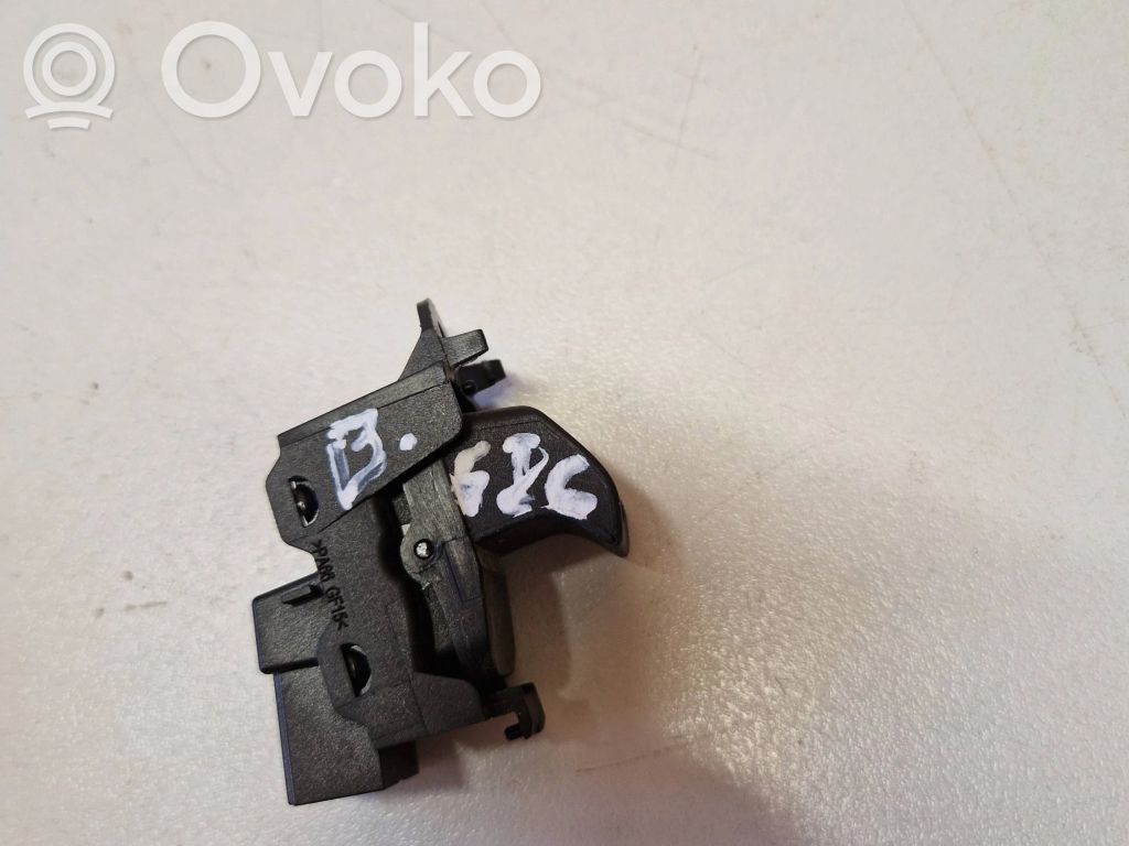 Land Rover Freelander 2 - LR2 Electric window control switch 