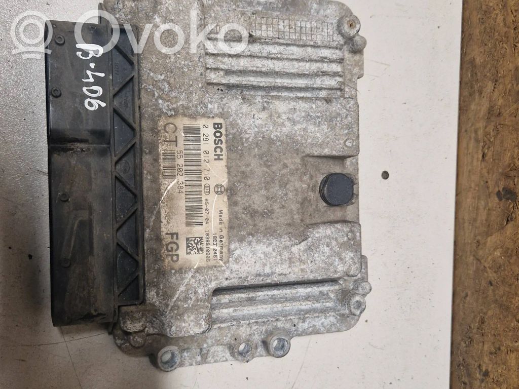 Opel Zafira B Engine control unit/module 