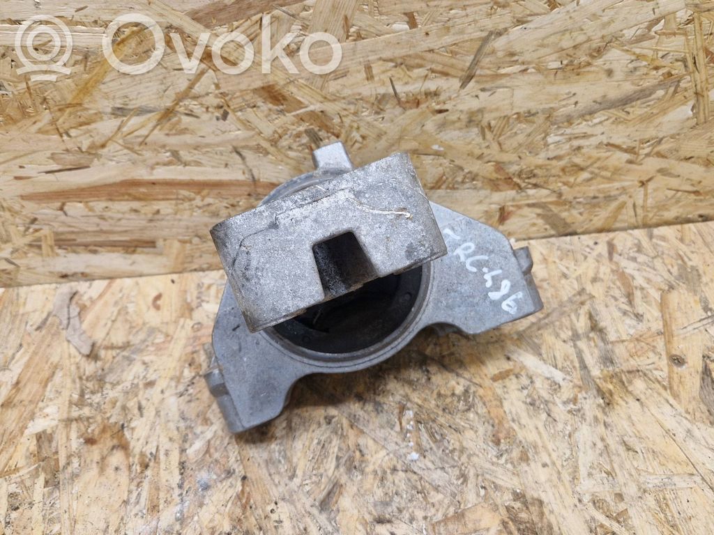 Peugeot Bipper Engine mount bracket 