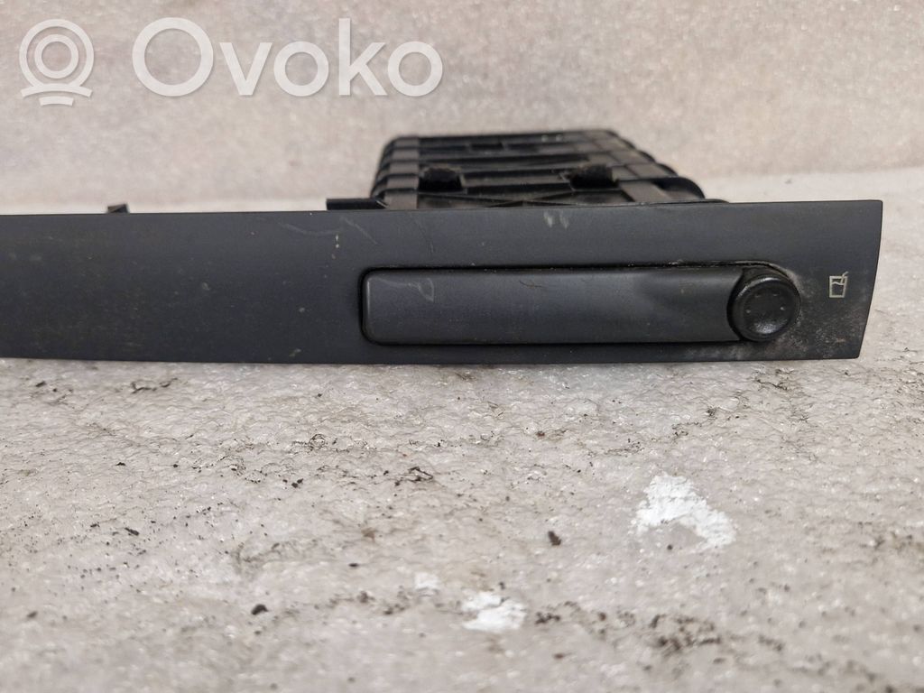 Saab 9-3 Ver2 Cup holder 