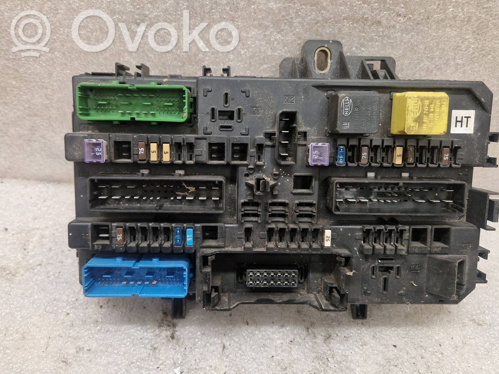 Opel Zafira B Sulakemoduuli 