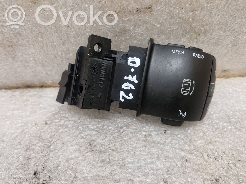 Renault Laguna III Head unit multimedia control 
