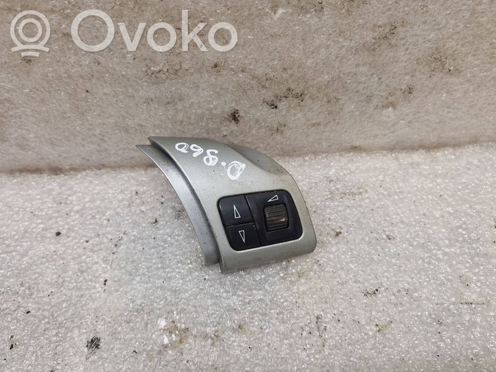 Opel Vectra C Interruptores/botones de la columna de dirección 