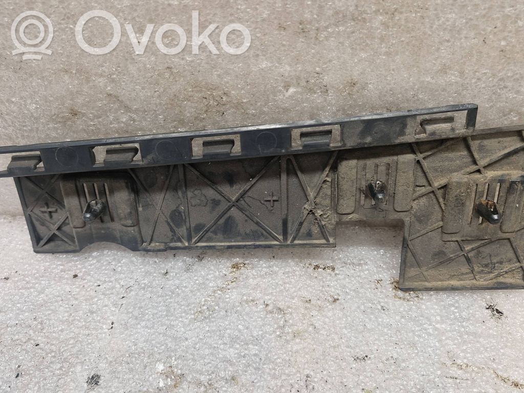 BMW 3 E90 E91 Kita slenkscių/ statramsčių apdailos detalė 