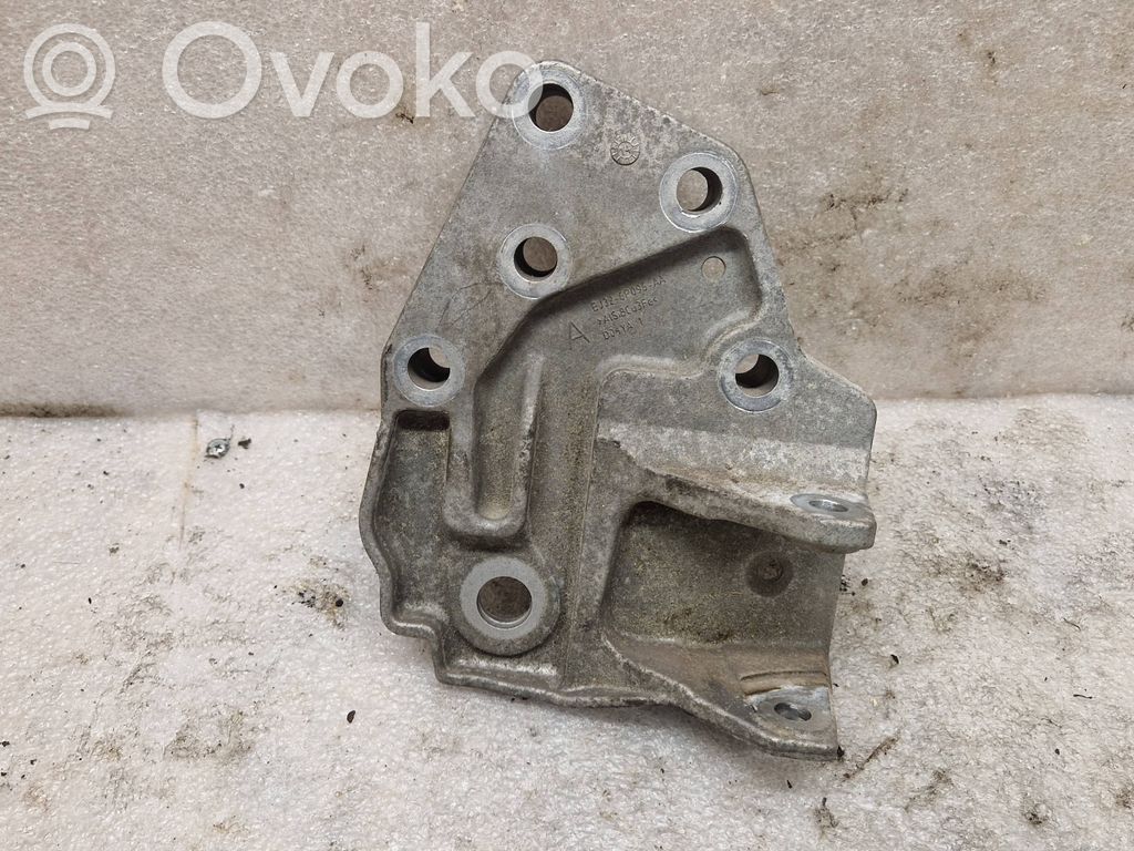 Land Rover Evoque I Engine mounting bracket 